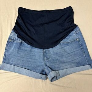 *Bundle 5 for $20! MATERNITY — Time and Tru Jean Shorts, Size Medium (8-10)
